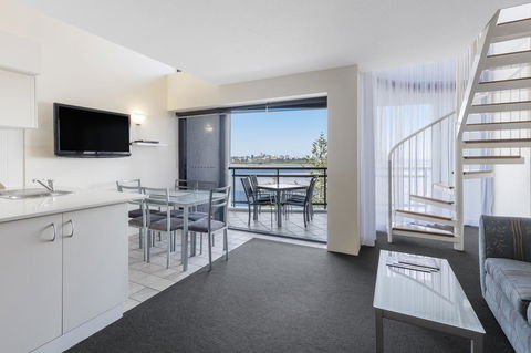 Ramada Resort By Wyndham Golden Beach - Accommodation Mount Tamborine 10