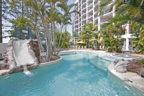 Ramada Resort By Wyndham Golden Beach - Accommodation Mount Tamborine 1