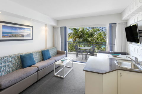 Ramada Resort By Wyndham Golden Beach - Accommodation Mount Tamborine 23