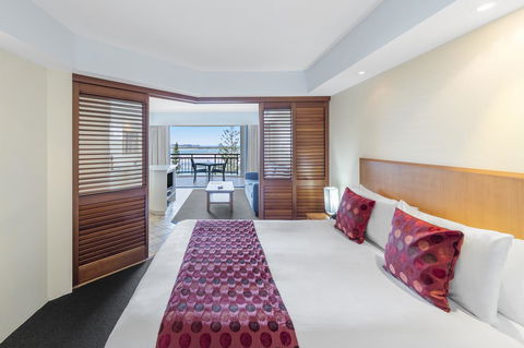 Ramada Resort By Wyndham Golden Beach - Accommodation Mount Tamborine 20