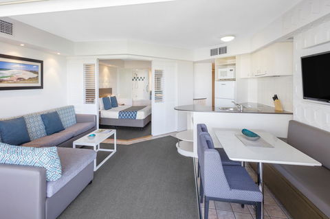 Ramada Resort By Wyndham Golden Beach - Accommodation Mount Tamborine 13