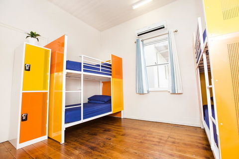 Mad Monkey Central - Accommodation Mount Tamborine 7
