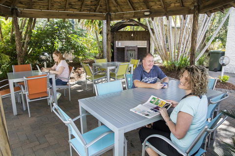 The Beach Motel Hervey Bay - Accommodation Mount Tamborine 11