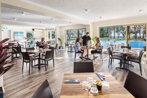 The Beach Motel Hervey Bay - Accommodation Mount Tamborine 8