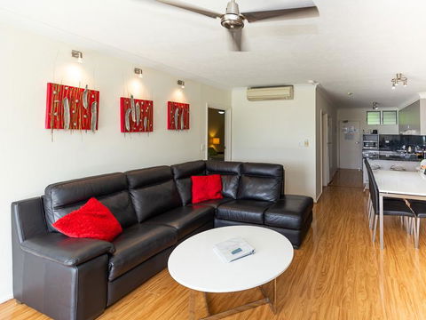 Beach Lodges - Accommodation Mount Tamborine 32
