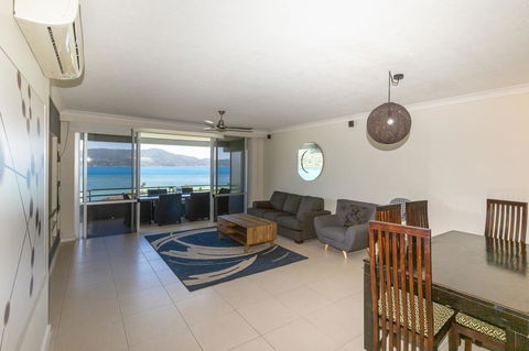 Beach Lodges - Accommodation Mount Tamborine 2