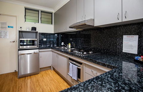 Beach Lodges - Accommodation Mount Tamborine 29