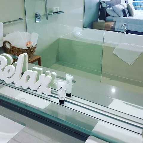 Circle Luxury Holidays - Accommodation Mount Tamborine 24