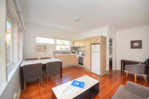 Backpackers In Paradise 18-35 Hostel - Accommodation Mount Tamborine 11