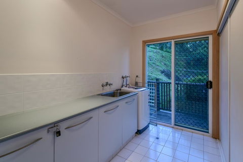 Bella Vista On Nara Pets Welcome - Accommodation Mount Tamborine 19