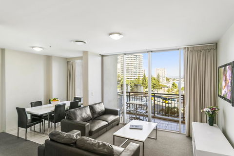 Mantra Towers Of Chevron - Accommodation Mount Tamborine 24