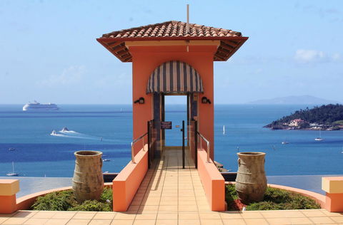 Martinique Whitsunday Resort - Accommodation Mount Tamborine 1