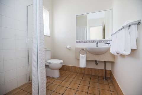 Emerald Maraboon Motor Inn - Accommodation Mount Tamborine 38