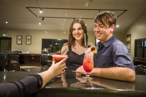 Emerald Maraboon Motor Inn - Accommodation Mount Tamborine 17