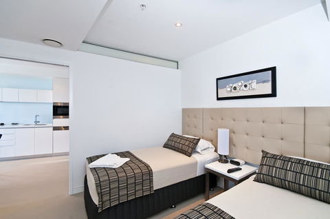 Oracle Resort Broadbeach - Gclr - Accommodation Mount Tamborine 6
