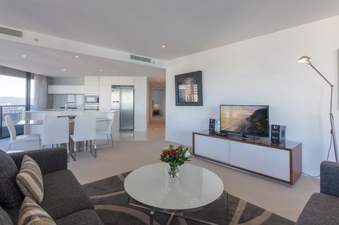 Oracle Resort Broadbeach - Gclr - Accommodation Mount Tamborine 7