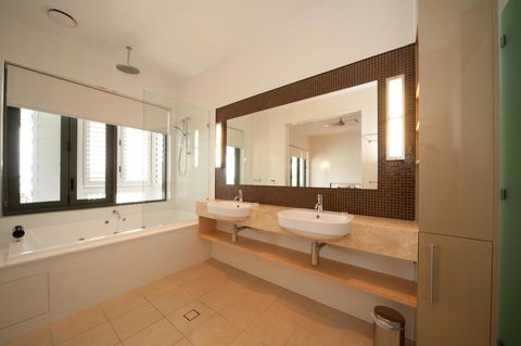 The Boathouse Apartments - Accommodation Mount Tamborine 16