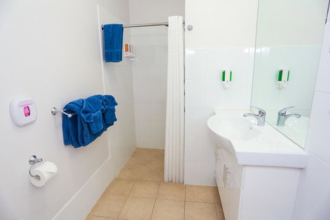 Port Douglas Motel - Accommodation Mount Tamborine 13