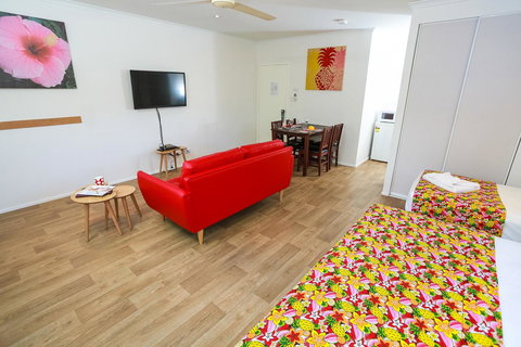 Port Douglas Motel - Accommodation Mount Tamborine 7