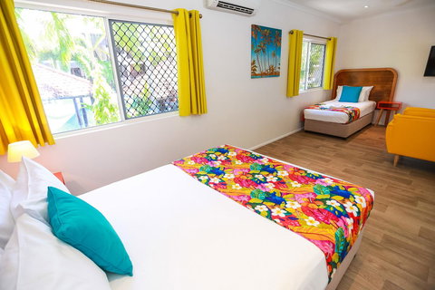 Port Douglas Motel - Accommodation Mount Tamborine 3