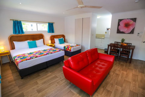 Port Douglas Motel - Accommodation Mount Tamborine 2