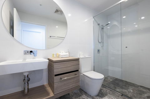 Qube Broadbeach - Accommodation Mount Tamborine 6