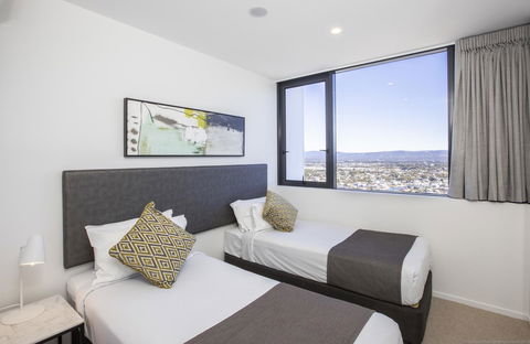 Qube Broadbeach - Accommodation Mount Tamborine 2