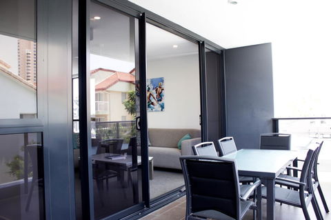 Synergy Broadbeach - Official - Accommodation Mount Tamborine 22