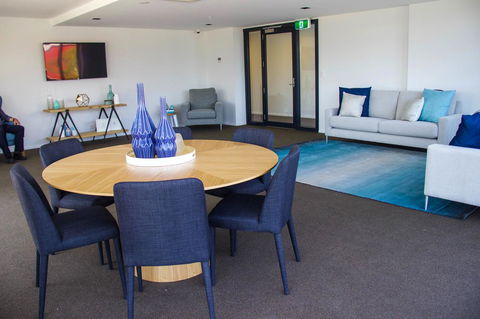 Synergy Broadbeach - Official - Accommodation Mount Tamborine 12