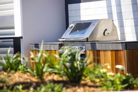 Synergy Broadbeach - Official - Accommodation Mount Tamborine 13