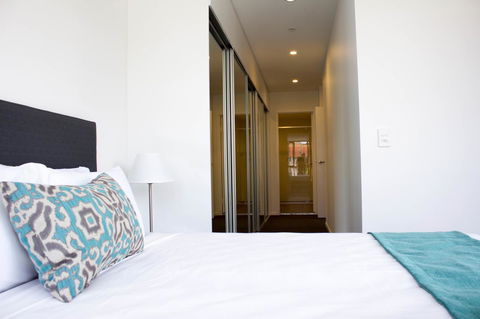 Synergy Broadbeach - Official - Accommodation Mount Tamborine 16
