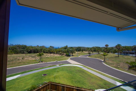 Agnes Sails - Accommodation Mount Tamborine 32