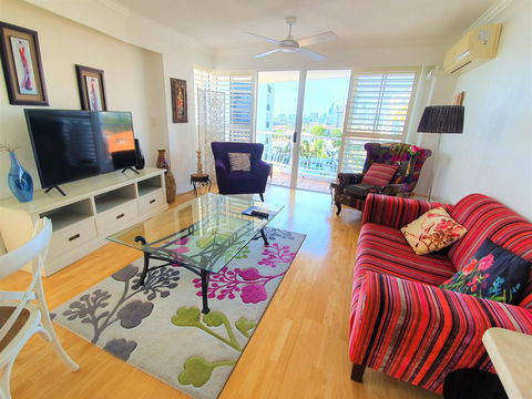 Broadbeach Holiday Apartments - Accommodation Mount Tamborine 4