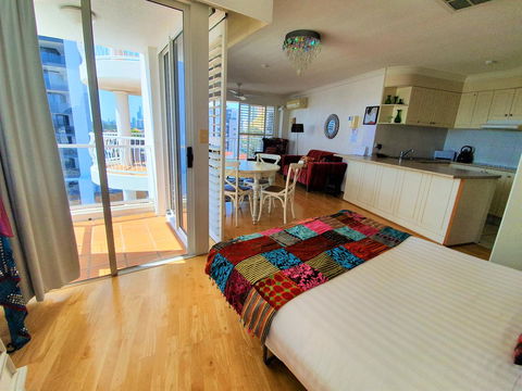 Broadbeach Holiday Apartments - Accommodation Mount Tamborine 25