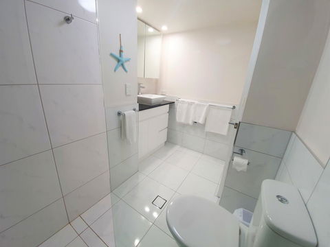 Broadbeach Holiday Apartments - Accommodation Mount Tamborine 8