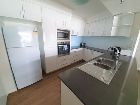 Broadbeach Holiday Apartments - Accommodation Mount Tamborine 10