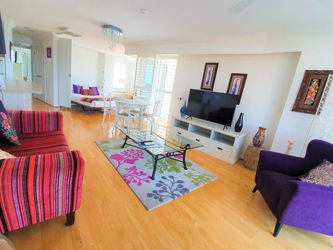 Broadbeach Holiday Apartments - Accommodation Mount Tamborine 24
