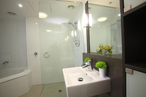 Monaco Caloundra - Accommodation Mount Tamborine 35