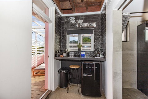The Pink Hotel Coolangatta - Accommodation Mount Tamborine 32
