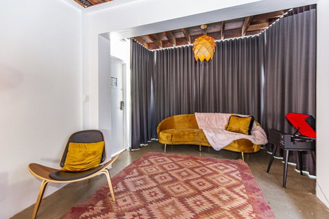 The Pink Hotel Coolangatta - Accommodation Mount Tamborine 29