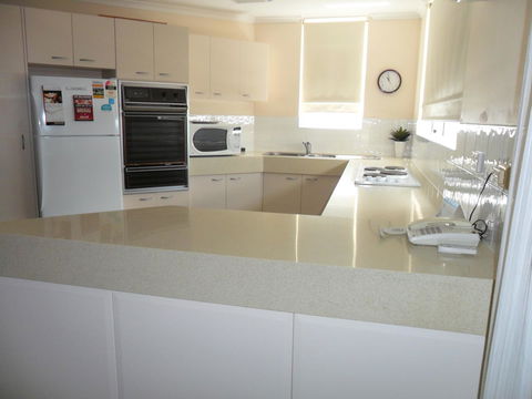 Grosvenor Beachfront Apartments Surfers Paradise - Accommodation Mount Tamborine 15