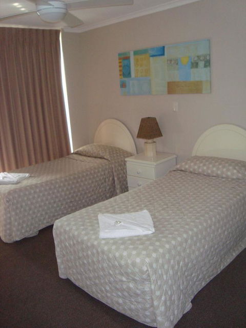 Grosvenor Beachfront Apartments Surfers Paradise - Accommodation Mount Tamborine 18