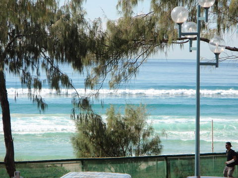 Grosvenor Beachfront Apartments Surfers Paradise - Accommodation Mount Tamborine 11