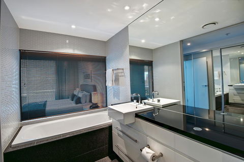 The Wave Resort - Accommodation Mount Tamborine 31