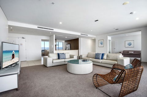The Wave Resort - Accommodation Mount Tamborine 5