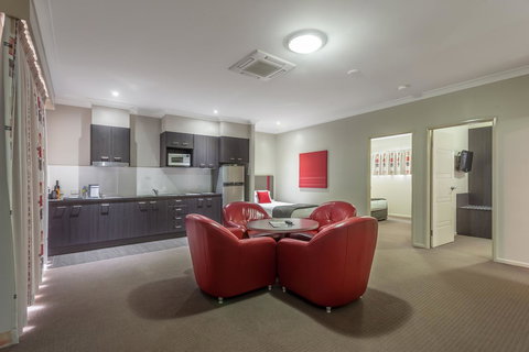 Platinum International - Accommodation Mount Tamborine 2
