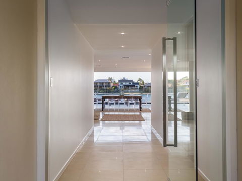 Rumrunner Resort - Accommodation Mount Tamborine 2