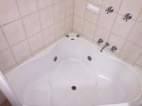 Country Gardens Motor Inn - Accommodation Mount Tamborine 6