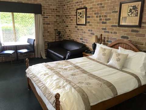 Country Gardens Motor Inn - Accommodation Mount Tamborine 15