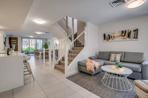 Coolum At The Beach - Accommodation Mount Tamborine 26